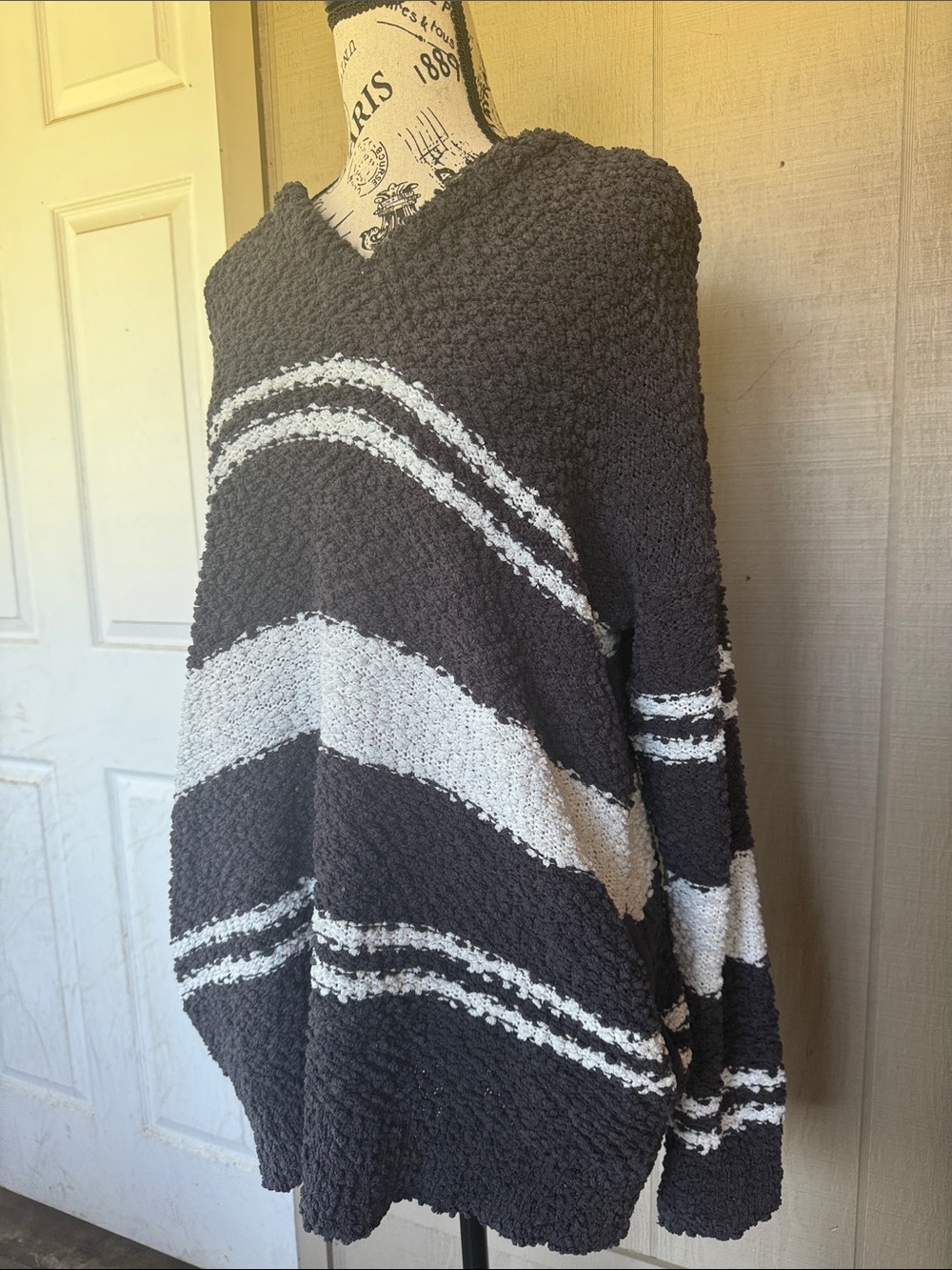DAVI & DANI Hooded Striped Pullover Sweater - Black & White - Picture 2 of 8